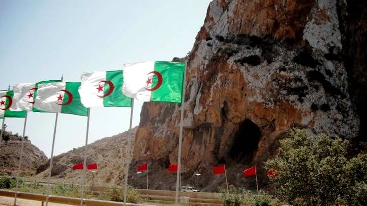 وزارة الخارجية تدعو القنصل العام المغربي بوهران لمغادرة البلاد لهذا السبب